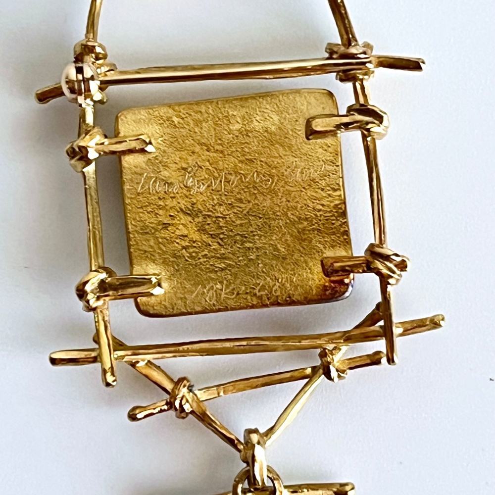 18K and 22K gold brooch with dendritic agate and bird - Picture 8 of 12